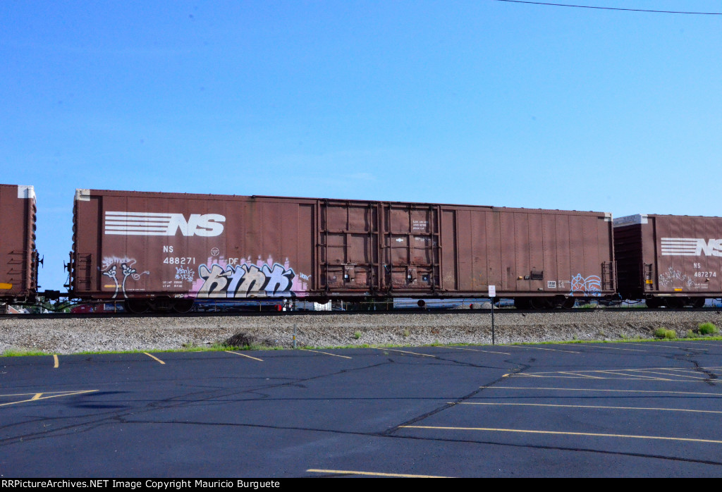 NS Box Car